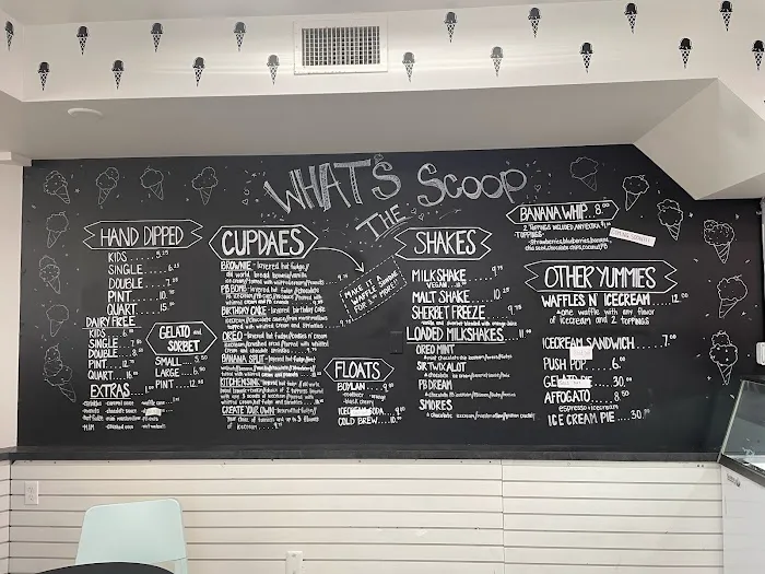 Maureen's Ice Cream and Desserts Picture 7
