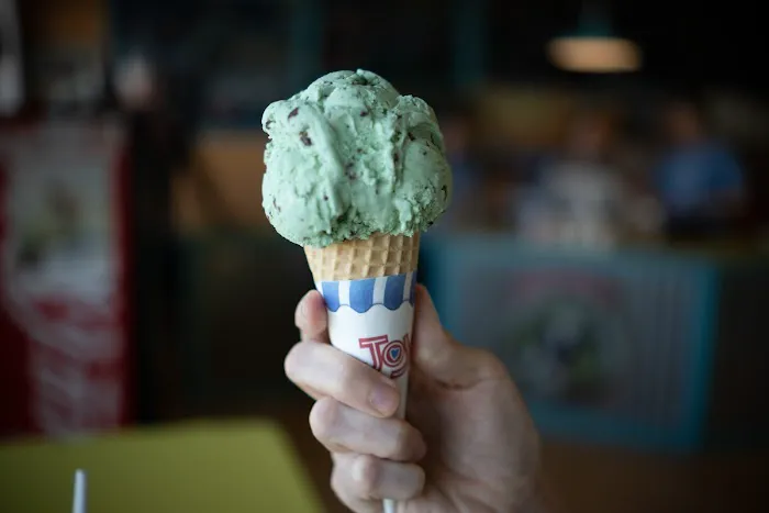 Ba Roos Ice Cream and Coffee Picture 1