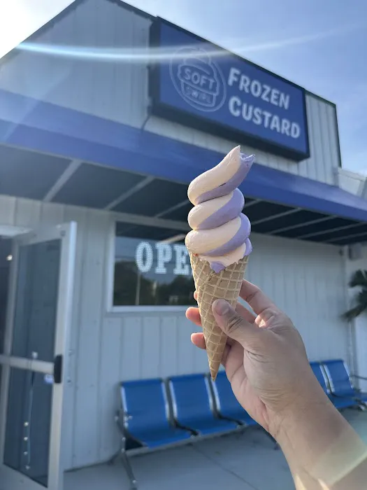 Soft Swirl Frozen Custard & Ice Cream Picture 8