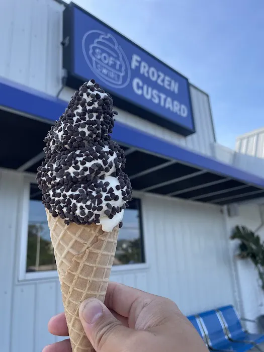 Soft Swirl Frozen Custard & Ice Cream Picture 2