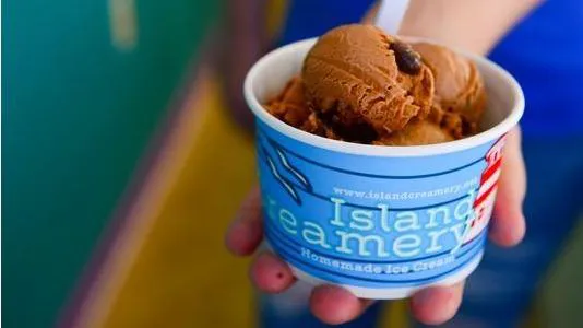Island Creamery Picture 7