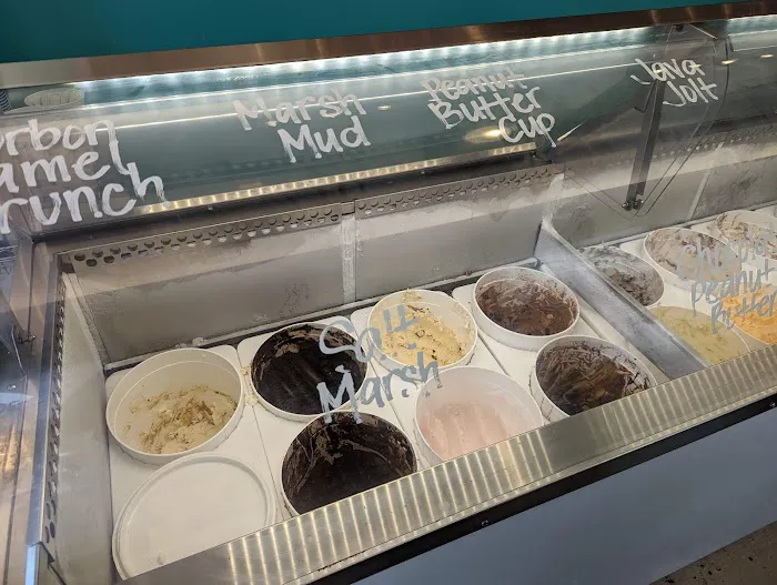 Island Creamery Picture 9