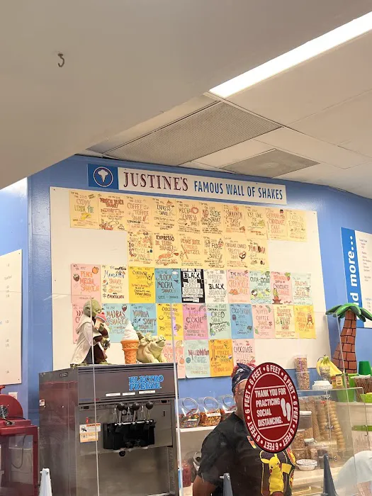 Justine's Ice Cream Parlour Picture 9
