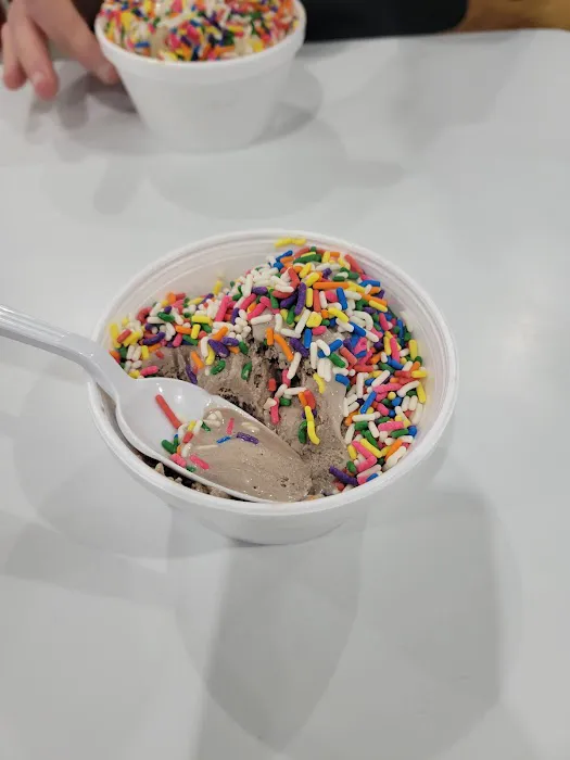 Kimberly Farm Ice Cream Picture 7
