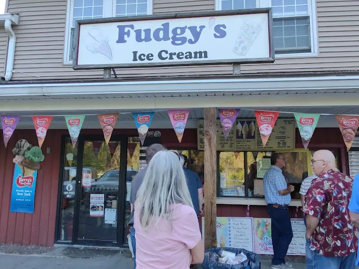 Fudgy's Ice Cream Picture 9
