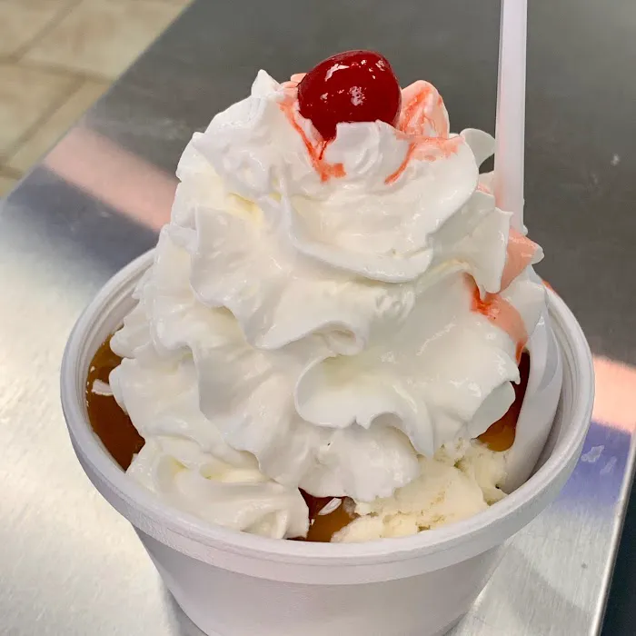 Scoopin Ice Cream Shop Picture 9