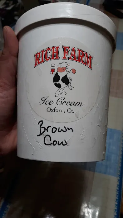 Rich Farm Ice Cream Shop Picture 8