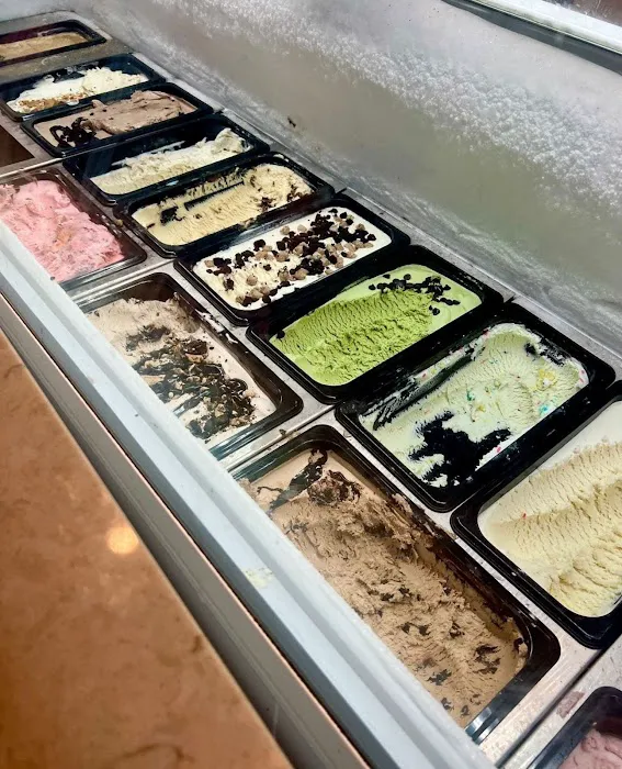 Lickety Splitz Handcrafted Ice Cream Picture 7