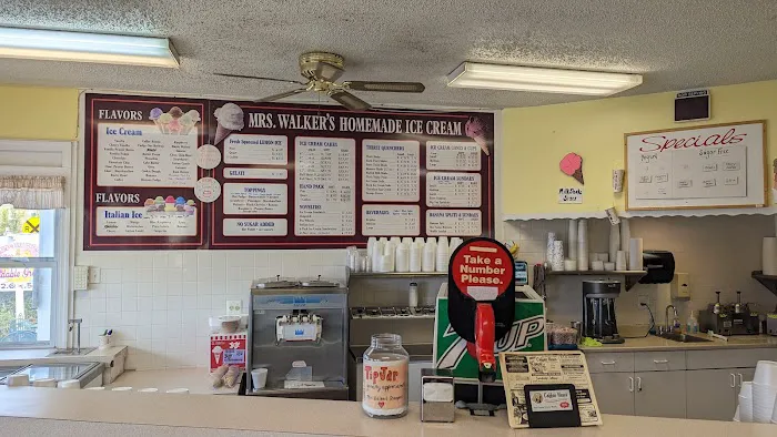 Mrs. Walker's Ice Cream Parlor Picture 2