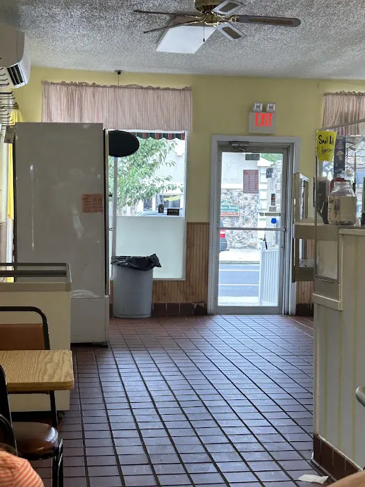 Mrs. Walker's Ice Cream Parlor Picture 8