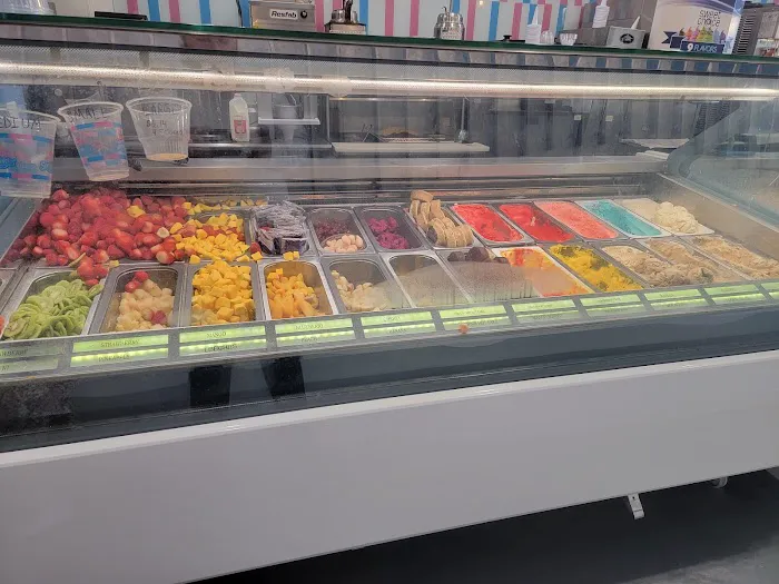Sprinkles - Lakewood South Picture 9