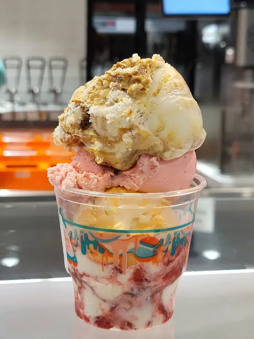 Ice Cream House Lakewood Picture 1