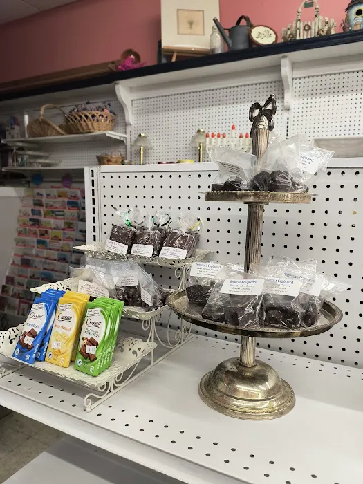 Rebecca's Cupboard Picture 5