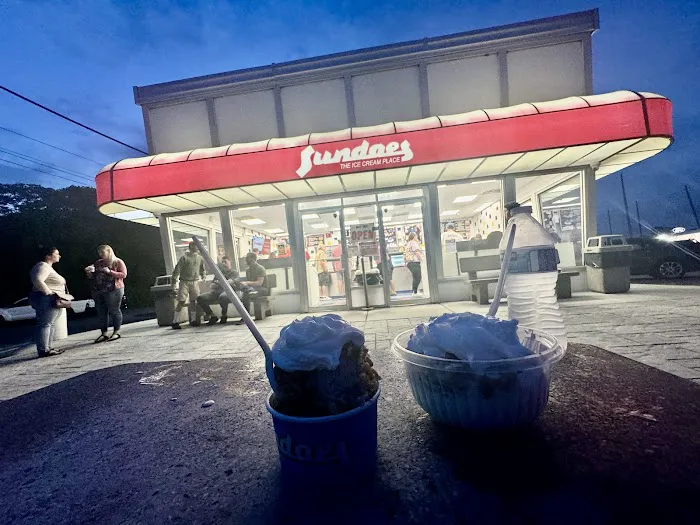 Sundaes The Ice Cream Place Picture 10