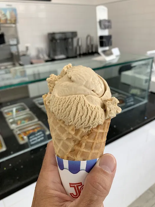 Point Creamery Picture 6