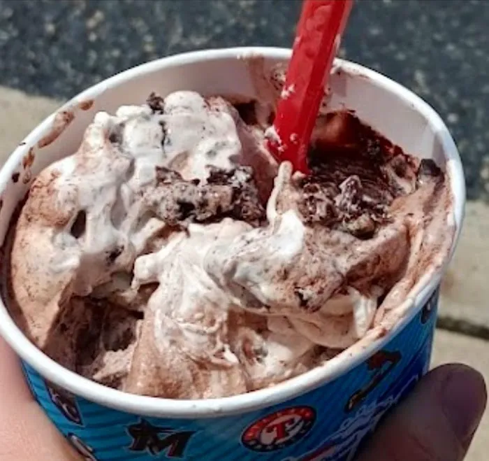 Dairy Queen (Treat) Picture 1
