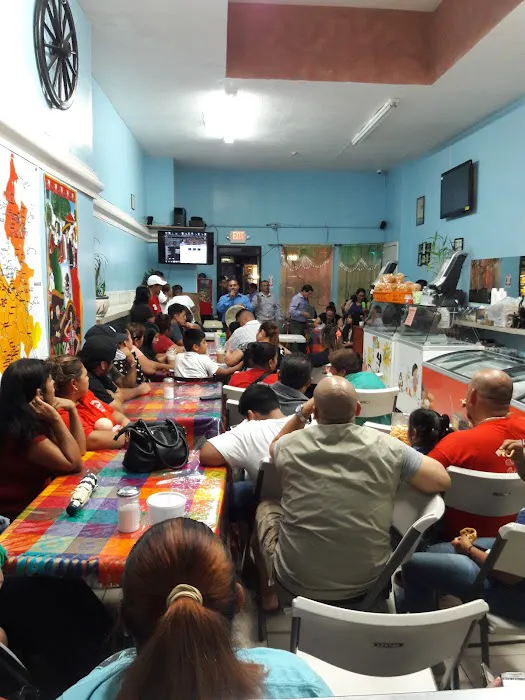 Paleteria y Jugos Pueblo Picture 4