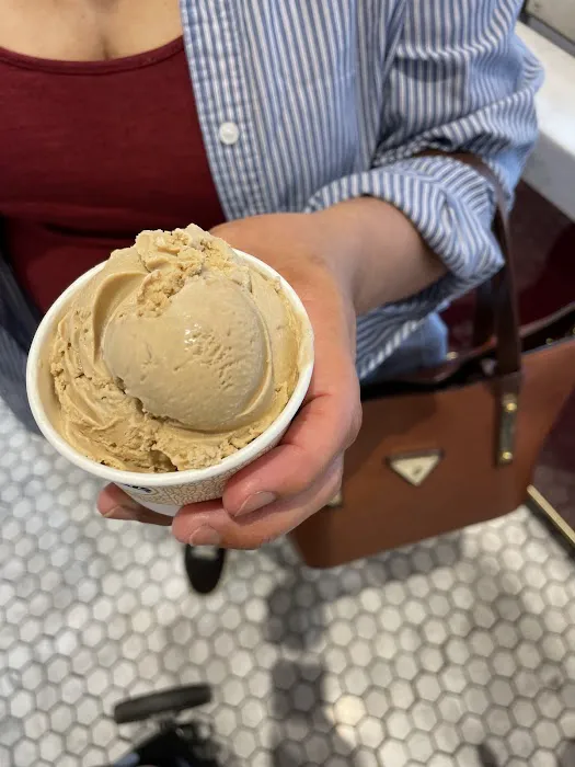 Häagen-Dazs Picture 6