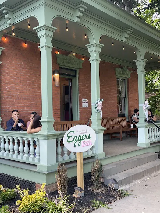 Egger's Ice Cream Parlor - Snug Harbor Picture 8