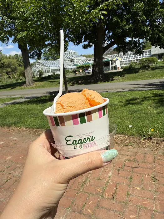 Egger's Ice Cream Parlor - Snug Harbor Picture 3