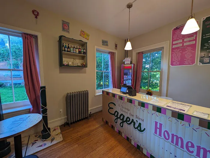 Egger's Ice Cream Parlor - Snug Harbor Picture 2