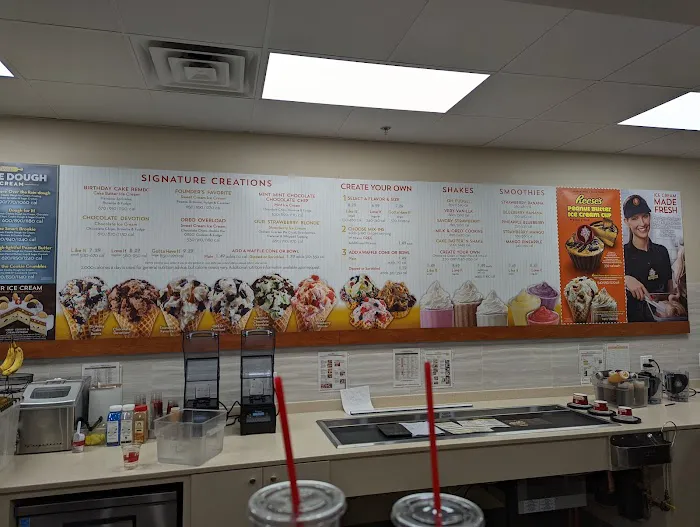 Cold Stone Creamery Picture 7