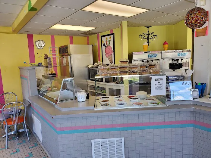 Sweet Ashley's Ice Cream Picture 8