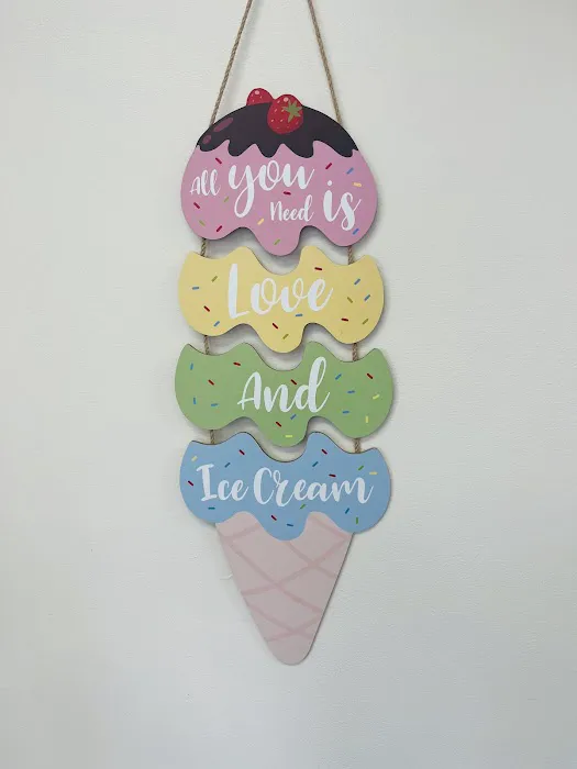 Sweet Ashley's Ice Cream Picture 1