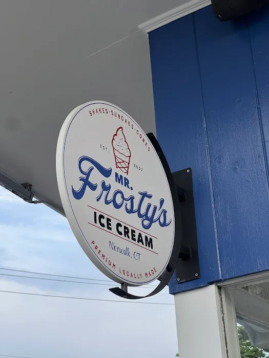Mr. Frosty's Ice Cream Shop Picture 3