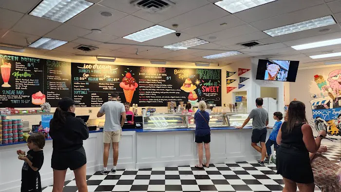 Longford's Ice Cream Larchmont Picture 1