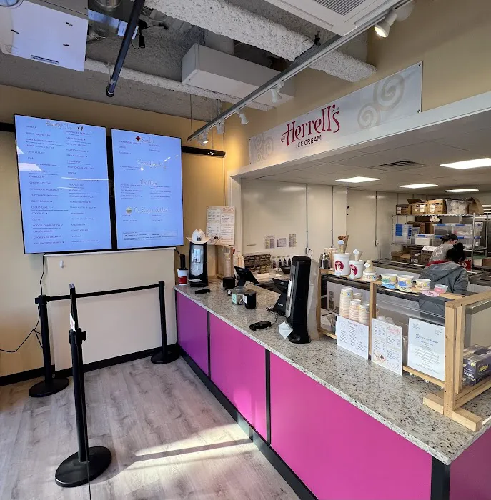 Herrell's Ice Cream Mill District Picture 2