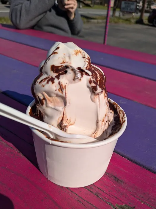 Nik's Creemees Picture 7