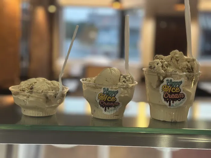 Happy Ice Cream & Snacks Picture 5