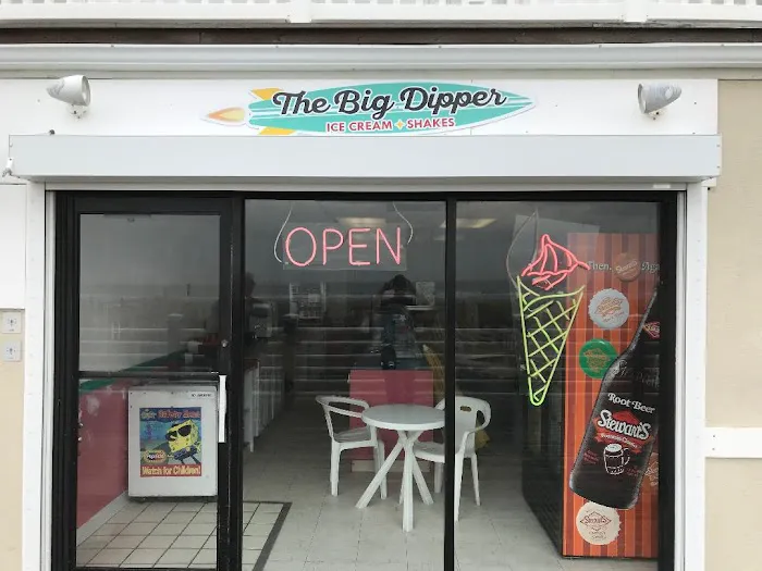 The Big Dipper Ice Cream & Shakes Picture 10