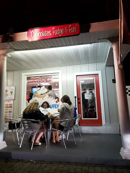 Buccaneer Ice Cream & Candies Picture 4
