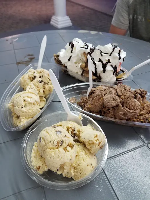 Buccaneer Ice Cream & Candies Picture 5