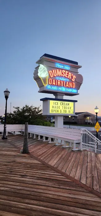 Dumsers Dairyland Factory Picture 2