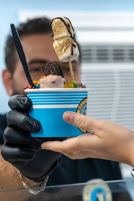 Southpole Ice Cream Roll Picture 6