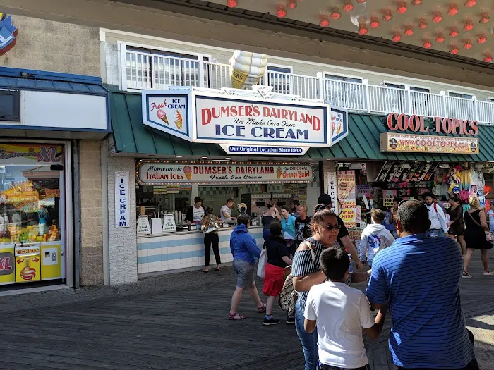 Dumser's Dairyland Boardwalk Picture 7