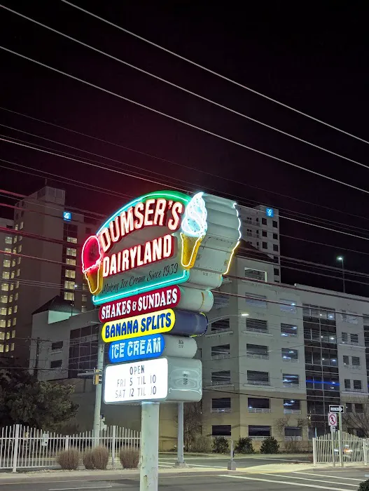 Dumser's Dairyland Drive-In Picture 4