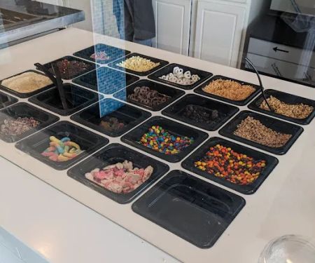 Dodo edible cookie dough & ice cream