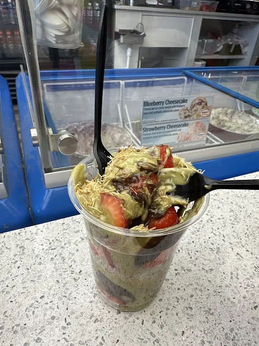 House of Ice Cream Picture 8