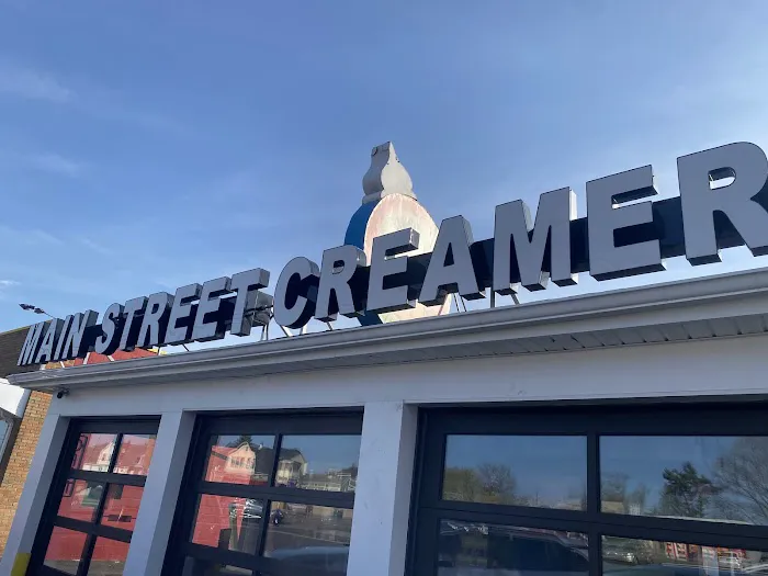 Main Street Creamery Picture 5