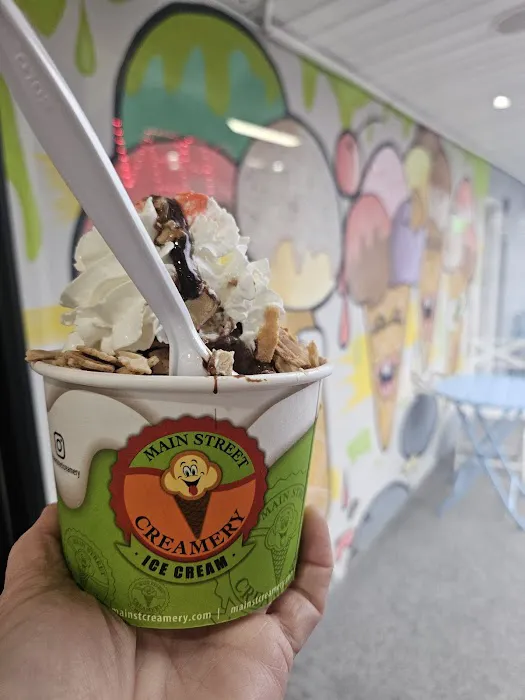 Main Street Creamery Picture 7