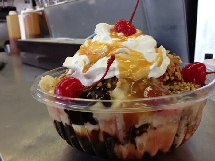 Main Street Creamery Picture 10