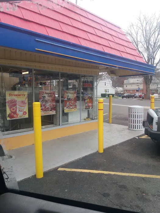 Dairy Queen (Treat) Picture 9