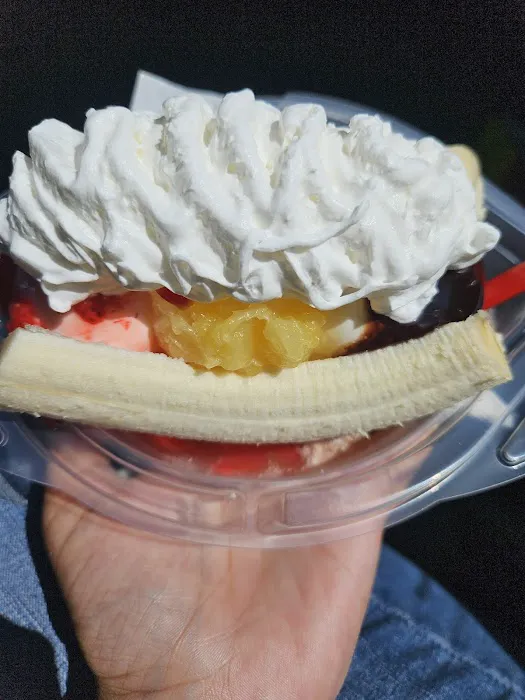 Dairy Queen (Treat) Picture 7