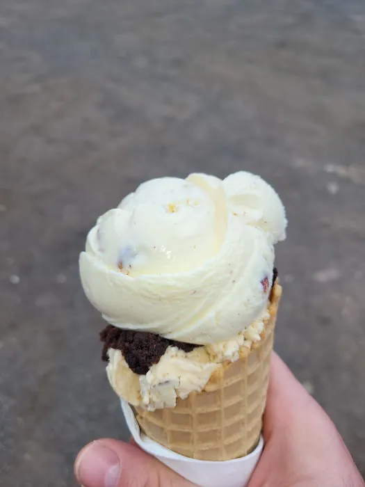 Kriz Farm Ice Cream Picture 6