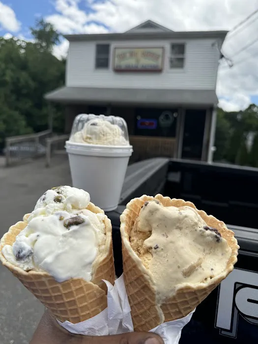 The Big Dipper Ice Cream Parlour ️ Picture 3