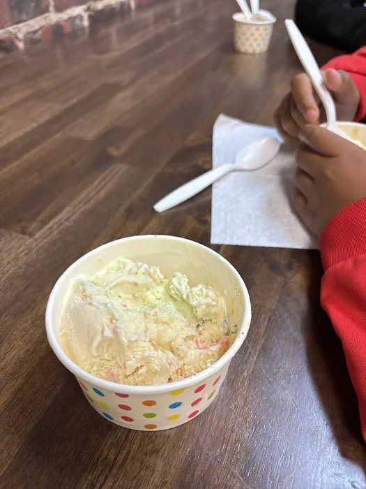 Muller's Creamery Picture 5